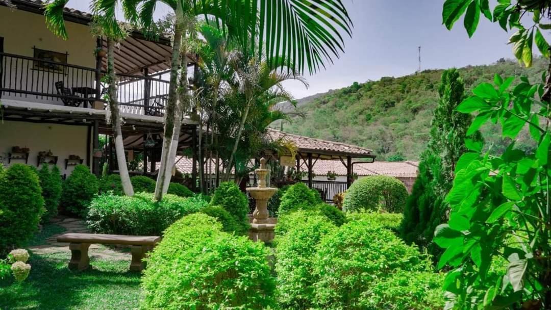 Hotel Campestre Casona Del Camino Real San Gil Luaran gambar